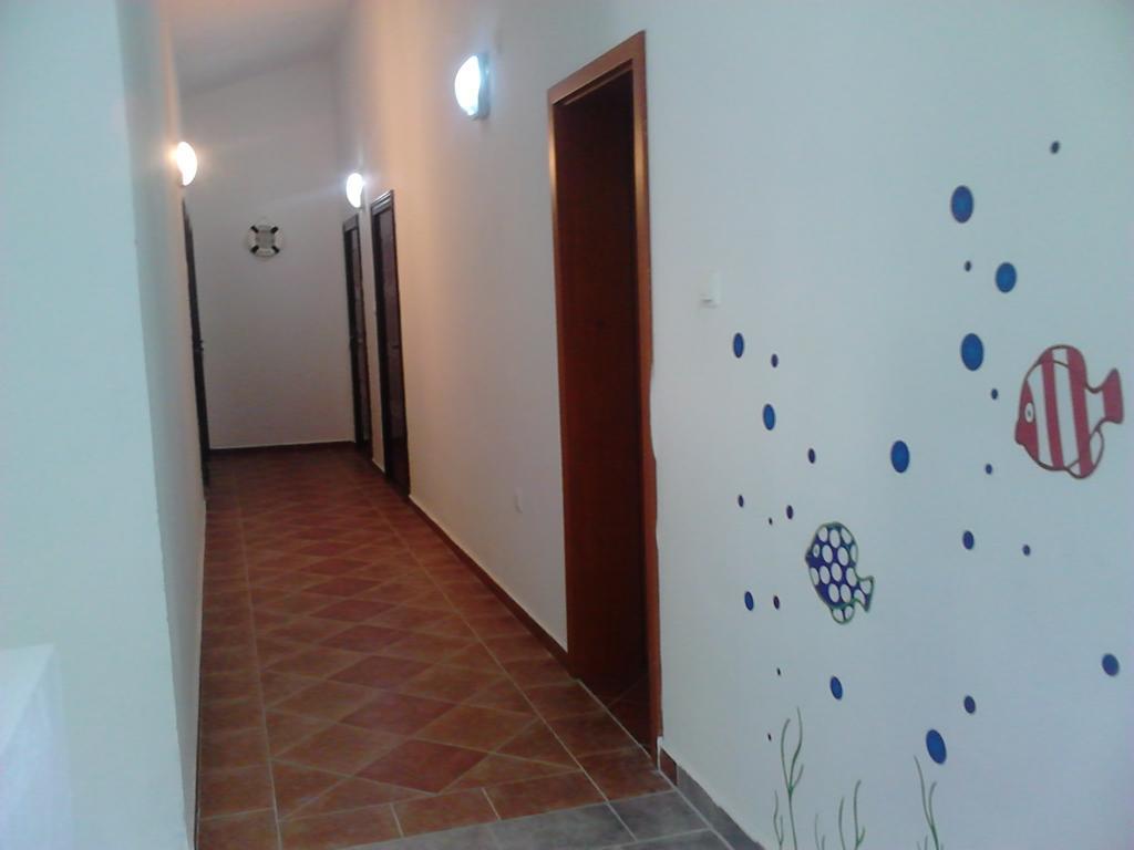 Bonaca Hotel Sutomore Exterior photo